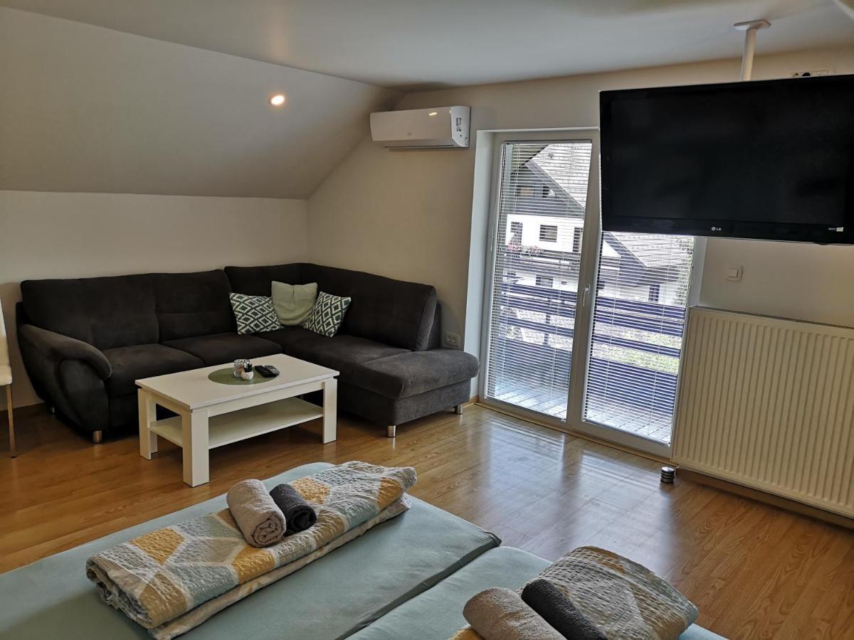 Jaka Apartments Блед Екстериор снимка