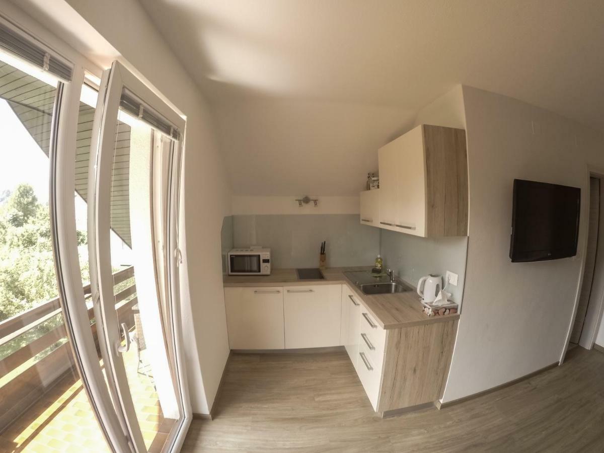Jaka Apartments Блед Екстериор снимка